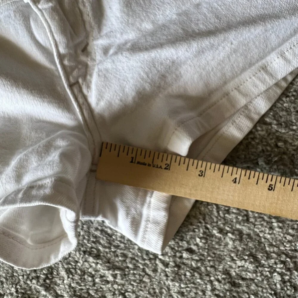 Levi’s shorts womens 7 white jean shorty shorts casual‎ denim vacation summer - Picture 10 of 10